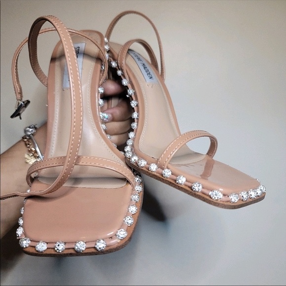 Steve Madden Shoes - 💎Steve Madden Beige Studded Heel💎